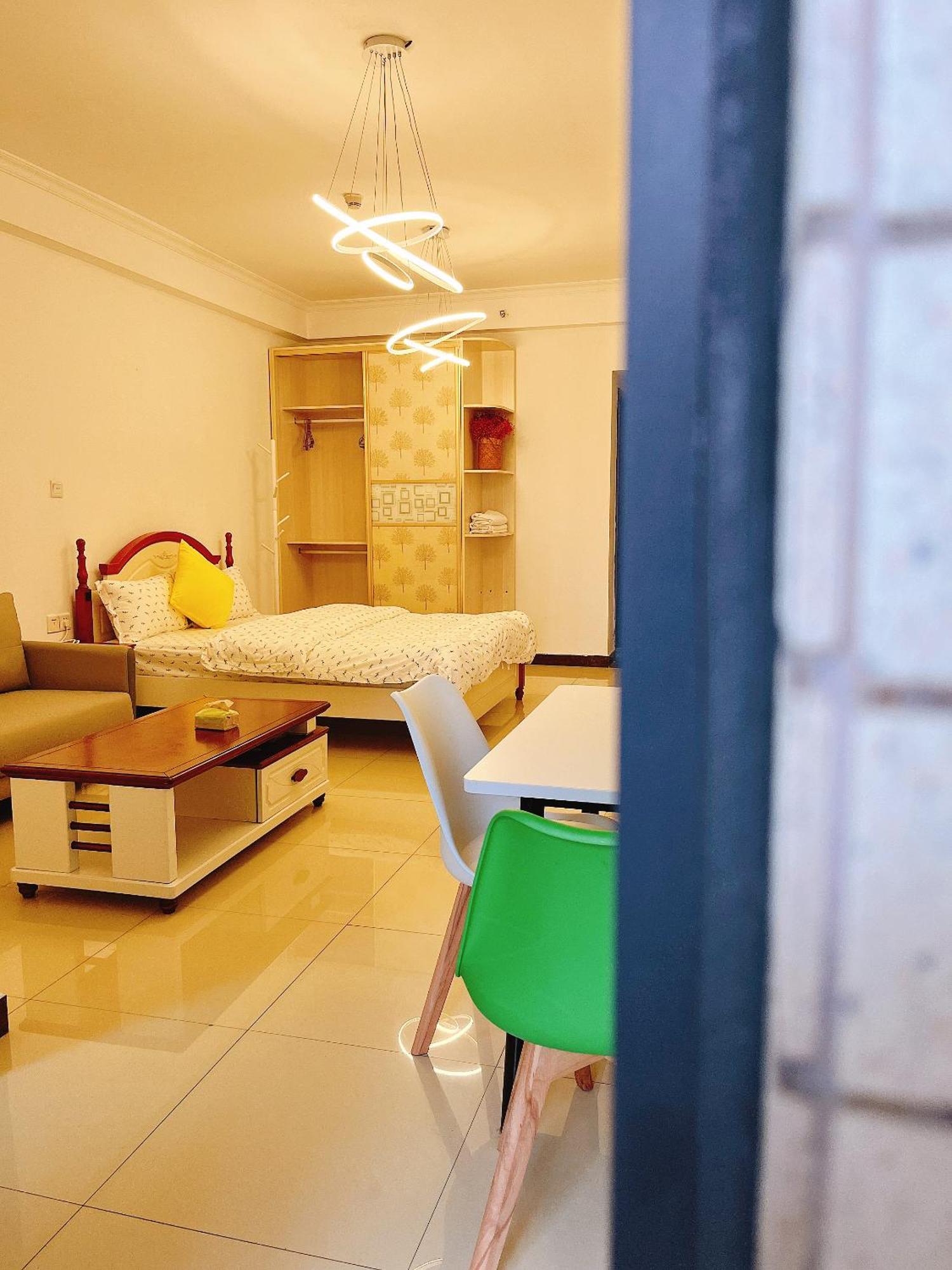 Yoyo Youth Apartment Guangzhou Exteriör bild