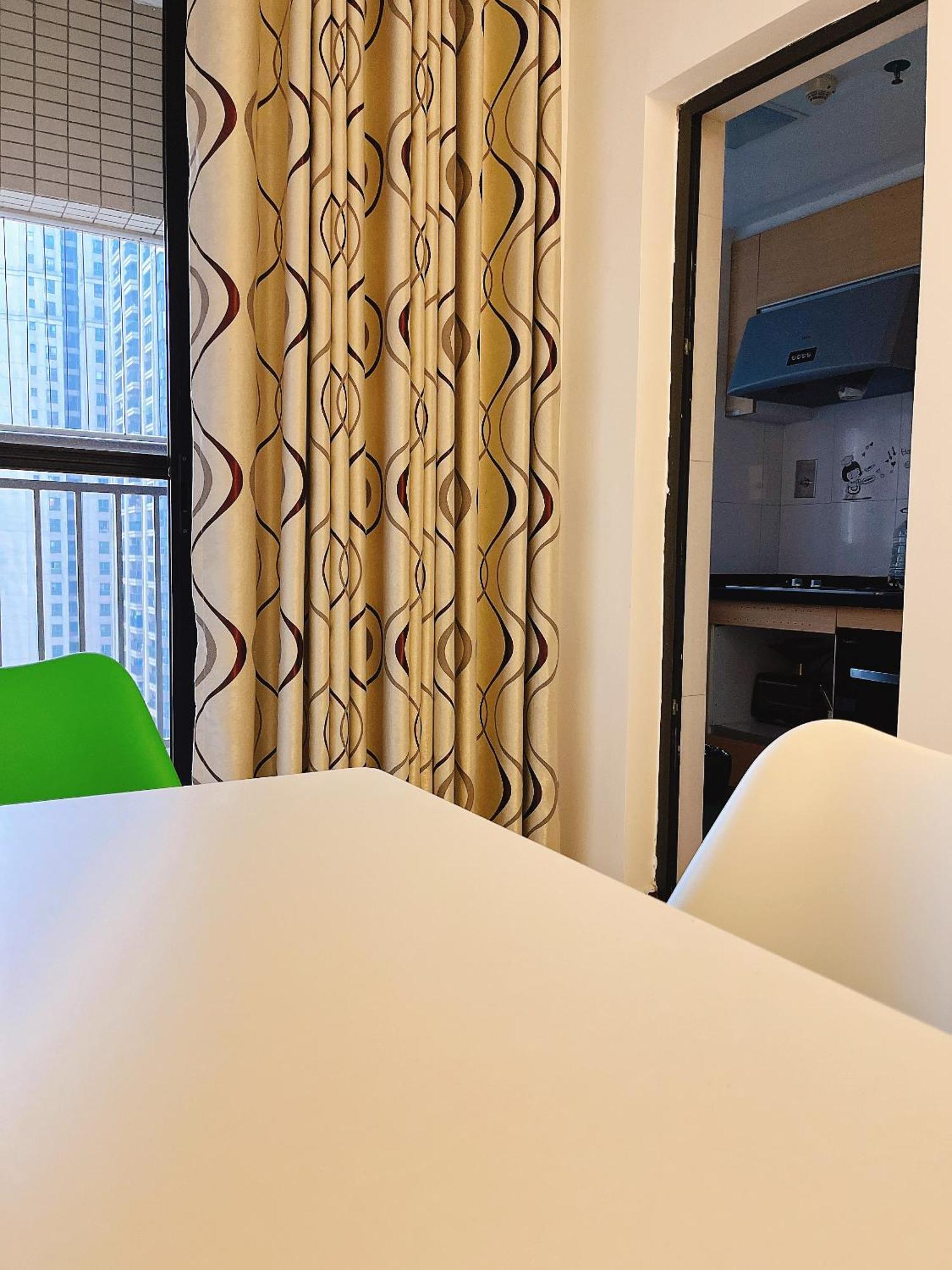 Yoyo Youth Apartment Guangzhou Exteriör bild