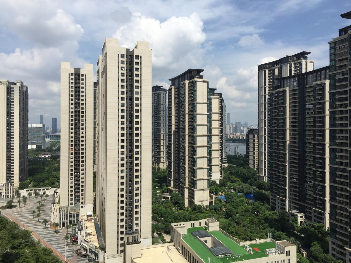 Yoyo Youth Apartment Guangzhou Exteriör bild